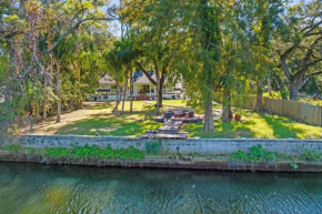 Hideout on the Hillsborough is a Gorgeous Renovated 3BR Pet Friendly Home on the Hillsborough River located in the North End of Seminole Heights